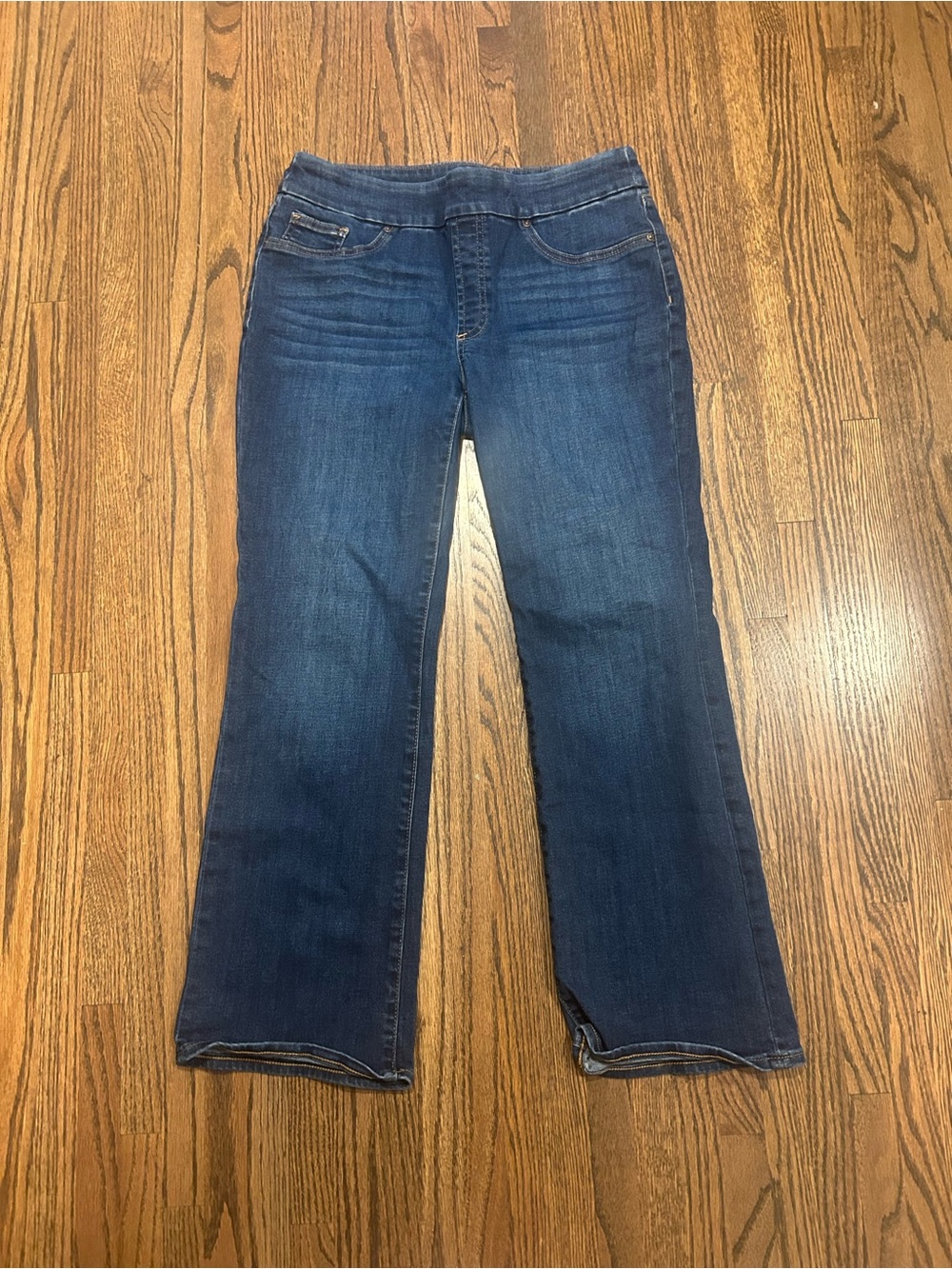 Chico’s Pull-On Slim Bootcut Jeans Size 0.5P / US 6P Dark Wash Stretch Denim